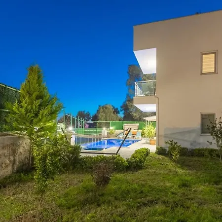 Serenity 4 Βίλα Uzumlu (Mediterranean)