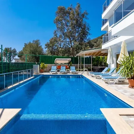 Serenity 4 *