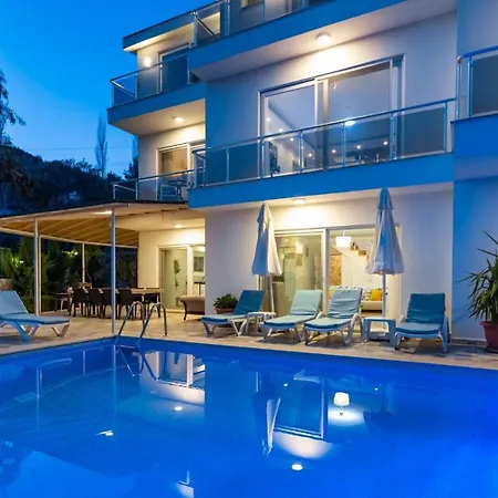Serenity 4 Villa *